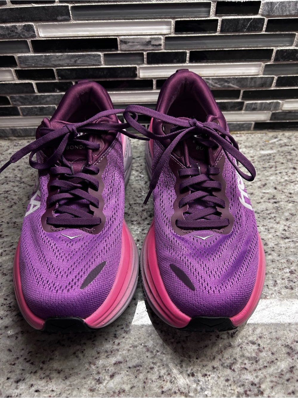 Hoka One One Bondi  8 Purple and Pink Women's Running Shoes size 8.5 - Picture 3 of 10
